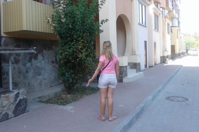 "Детально описував свої фантазії щодо нас", – ужгородки розповіли про сексуальні домагання невідомим – 02