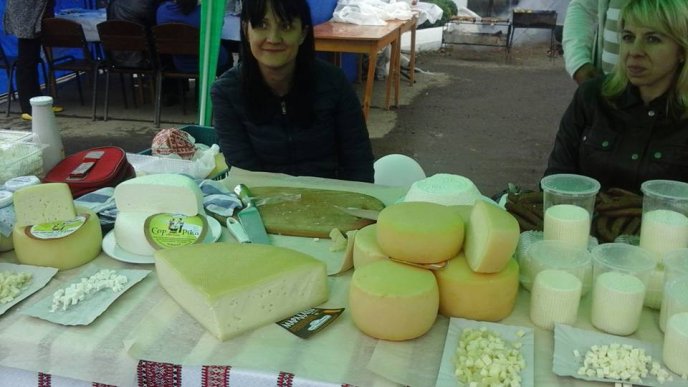 У Середньому проходить фестиваль "Троянда Карпат" – 01