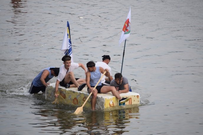 В обласному центрі відбувся один із найочікуваніших заходів літа – «Ужгородська регата» – 08