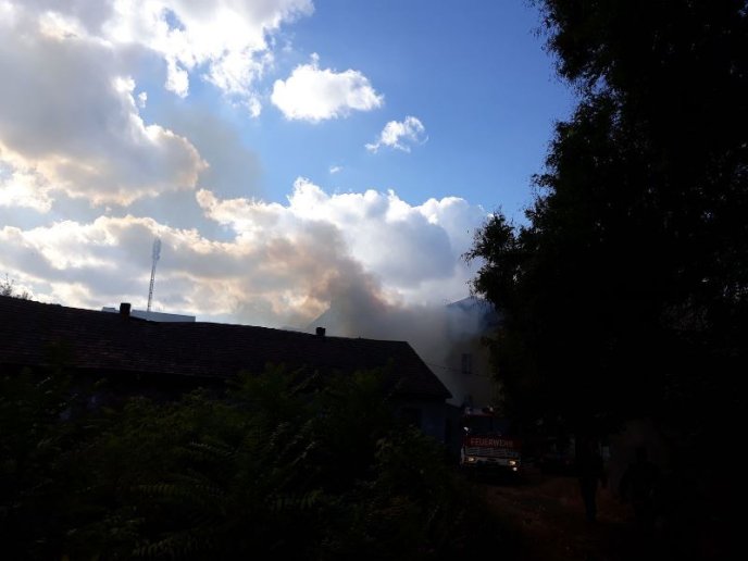 В Ужгороді біля обласної прокуратури сталась пожежа – 01