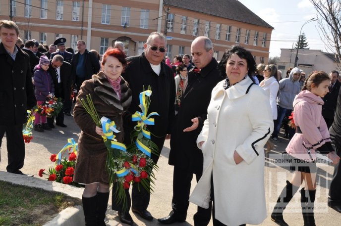 У день 200-річчя від дня народження Тараса Шевченка, мукачівці вшановували його пам’ять (ФОТО) – 04