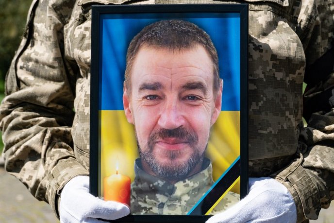 В Ужгороді провели в останню путь молодшого сержанта – 01