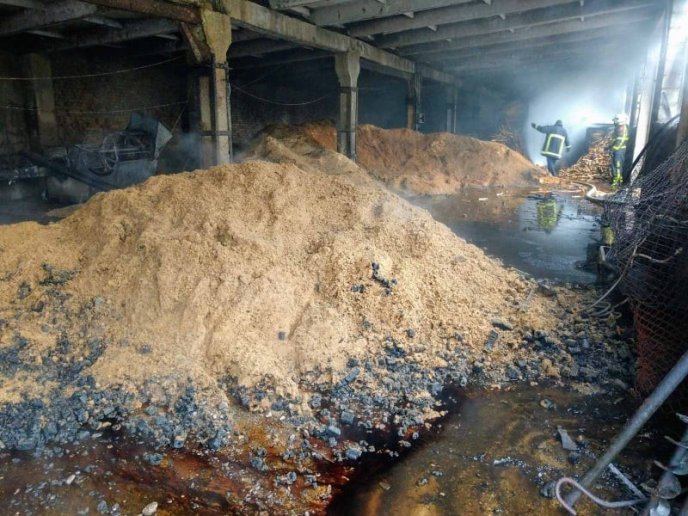 Опубліковано наслідки масштабної пожежі у Хусті – 04 Опубліковано наслідки масштабної пожежі у Хусті – 04