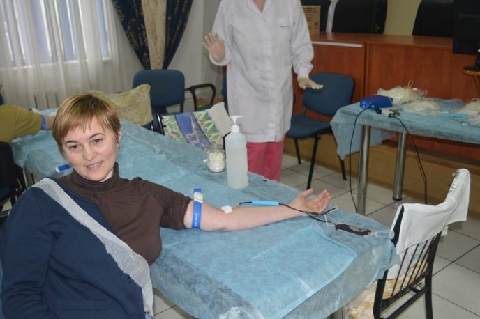 Прикордонники здавали кров, щоб врятувати чуже життя – 03