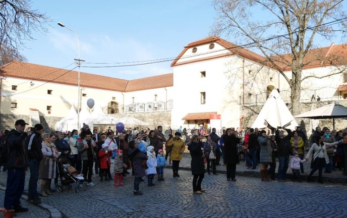 В Ужгороді триває фестиваль молодого вина "Закарпатське Божоле" – 04