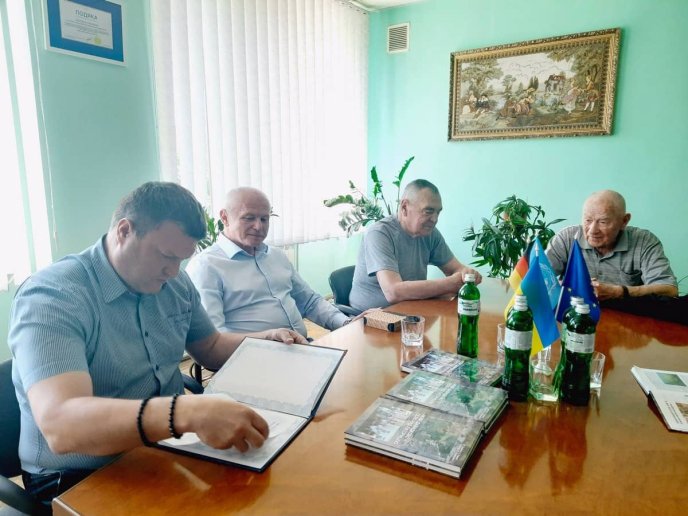 Відбулась попередня презентація книги про Нове Давидково – від історії села до сьогодення – 08