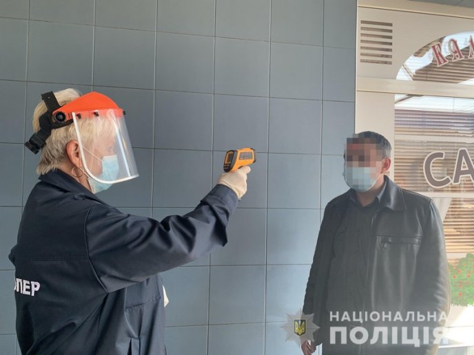 Поліція провела рейди на ринках Мукачева та Ужгорода – 02