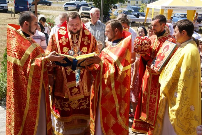 У Буштині відбулось храмове свято за участі духовенства УПЦ КП – 20