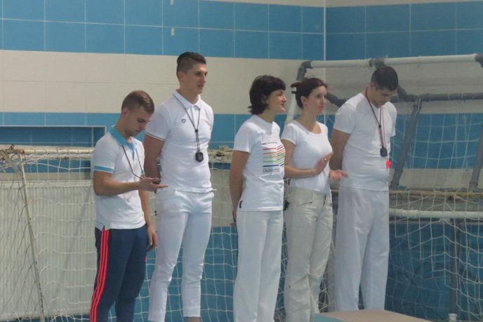 В Ужгороді відбувся міський турнір з плавання "На старт з Дідом Морозом" – 04