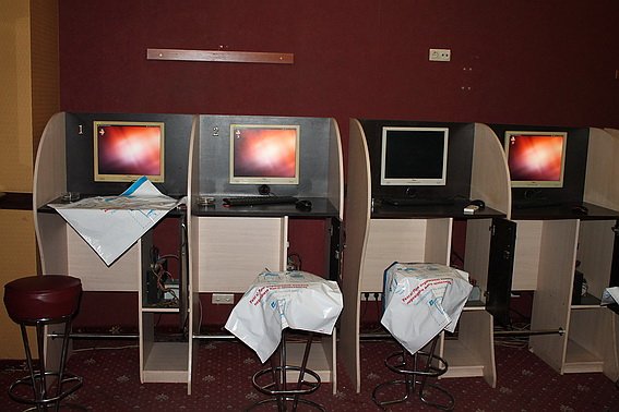 Новий керівник Закарпаття був особисто присутній на закритті підпільного казино в центрі Ужгорода – 01