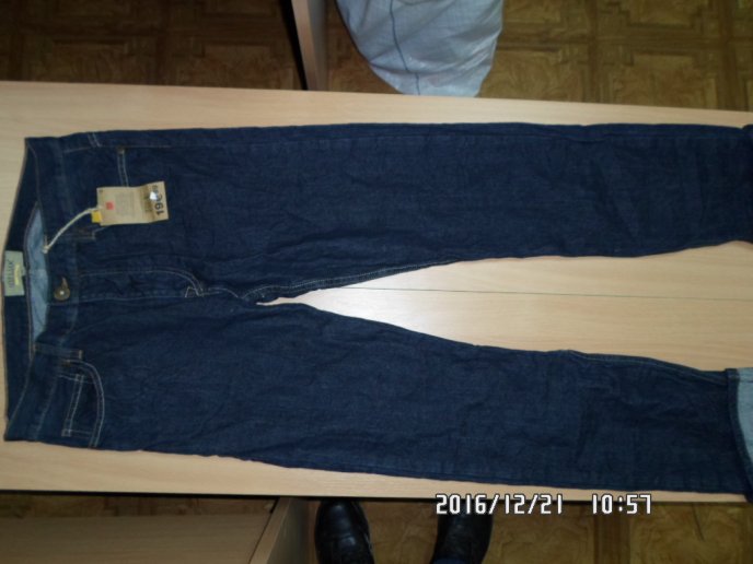 Громадянин Угорщини хотів незаконно ввезти на Закарпаття партію "секонд-хенду" – 05 Громадянин Угорщини хотів незаконно ввезти на Закарпаття партію "секонд-хенду" – 05