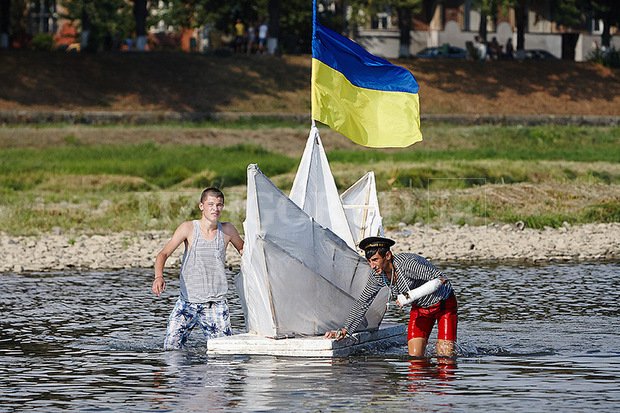Ужгородський "флот" відзначив своє свято справжньою регатою (ФОТОРЕПОРТАЖ) – 03