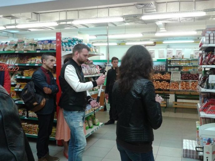 Ревізори "Нового каналу" стурбовані станом супермаркету "Вопак" у Хусті – 04