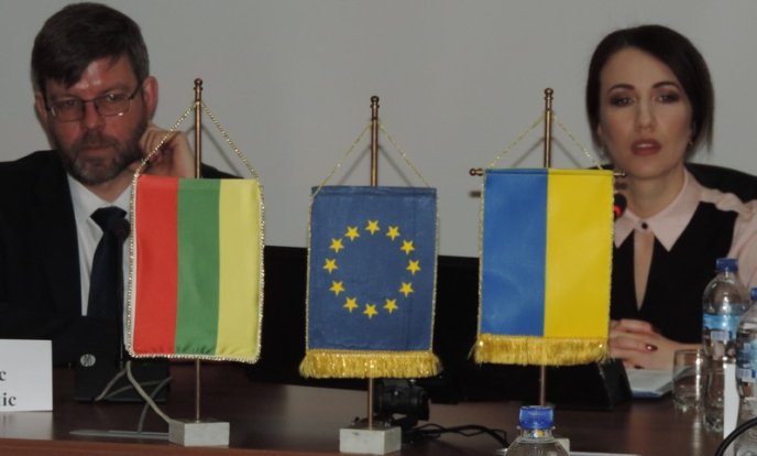 На Закарпатті відбулася низка зустрічей литовського посла Марюса Януконіса з очільниками та громадою краю – 03