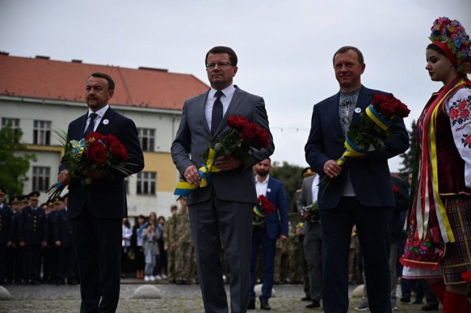 Як в Ужгороді відзначають День Незалежності України – 02 Як в Ужгороді відзначають День Незалежності України – 02