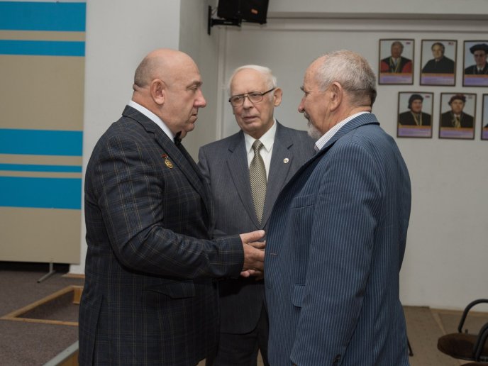 В Ужгороді відбулись конференція адвокатів Закарпаття та урочисті заходи з нагоди Дня юриста – 18