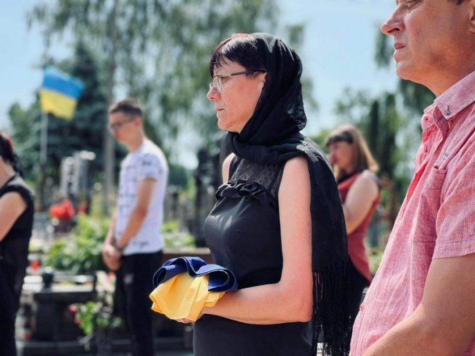 У Мукачеві поховали 25-річного Героя – 05