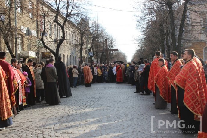 Вулицями Мукачева пройшла Хресна Хода – 55