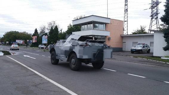 Вулицями Закарпаття рухалась колона військової техніки – 04