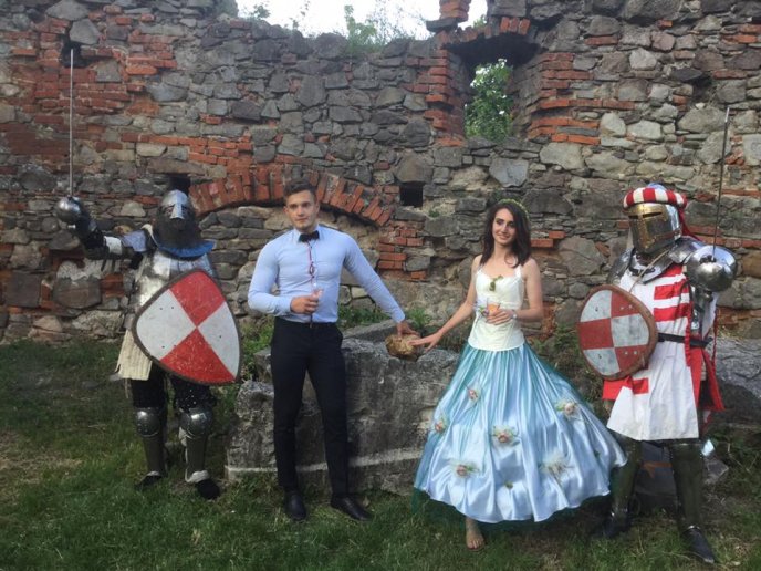 На Закарпаття прибув Камінь Кохання із міста, де Ісус здійснив своє перше диво – 01