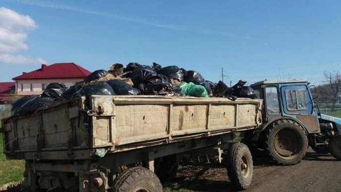 У Мукачеві триває місячник благоустрою – 06