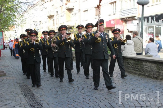 У Мукачеві урочисто відкрили чемпіонат світу зі слідової роботи службових собак – 28