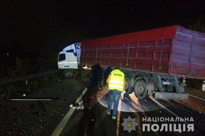 ДТП за участі фури: загинув закарпатець – 01