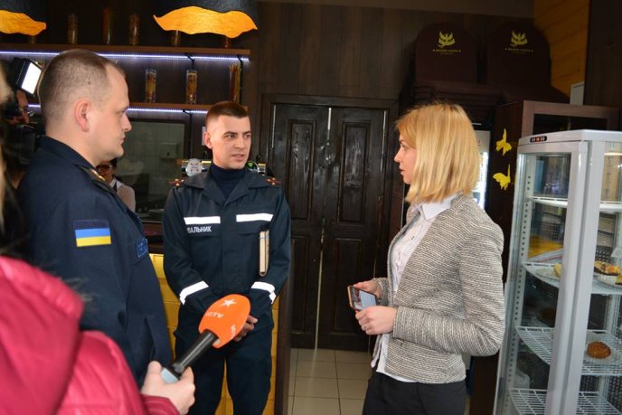 В Ужгороді рятувальники перевіряли один із найбільших торговельно-розважальних комплексів – 12