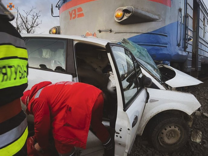 Рятувальники розповіли про жахливу ДТП, яка трапилась в області – 02