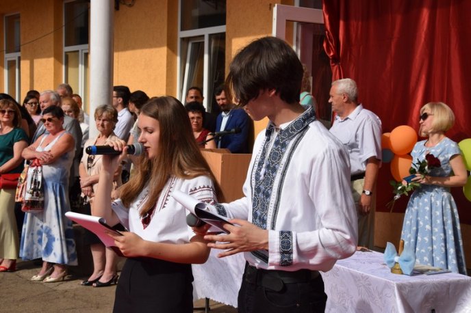 У школах Мукачева пролунав останній дзвінок – 20