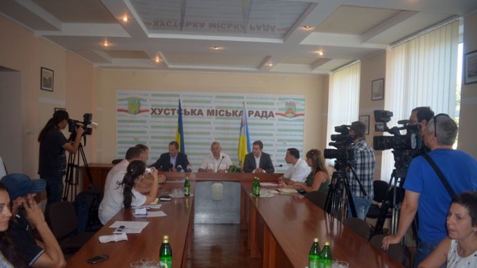 Керівник проекту "Сім чудес України" Микола Томенко відвідав Хуст – 02