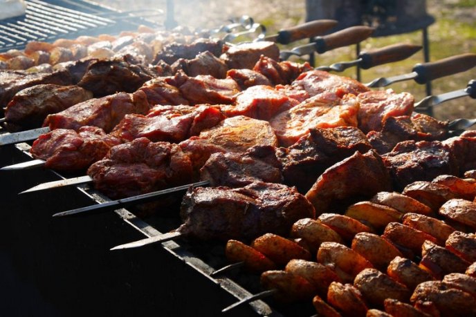 В Ужгороді розпочався триденний "Медовуха Фест" – 20