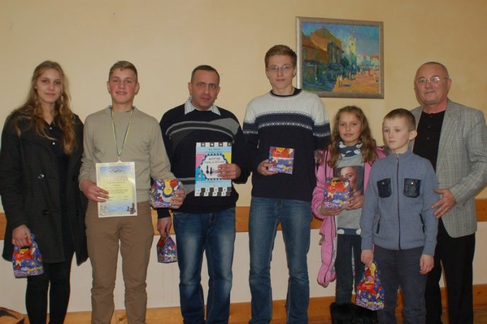 У Рахові пройшов міжрайонний дитячий турнір із шахів – 06