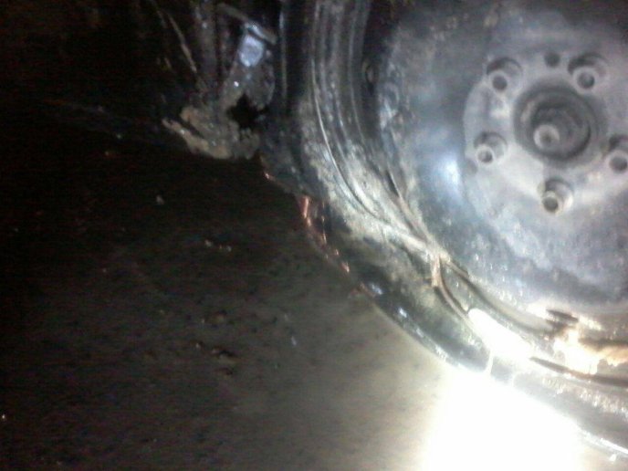 Поліція показала фото жахливих наслідків ДТП і просить водіїв дотримуватись дистанції – 13