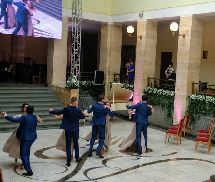 В Ужгороді стартував весняний благодійний бал на підтримку вихованців інтернату – 03