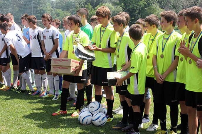 Ужгородські футболісти стали переможцями обласного чемпіонату (ФОТО) – 03