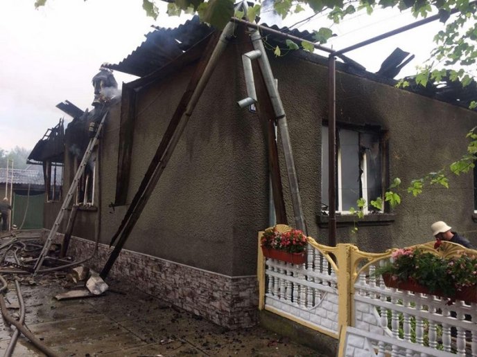 Рятувальники розповіли про ранкову пожежу у Мукачеві – 03 Рятувальники розповіли про ранкову пожежу у Мукачеві – 03