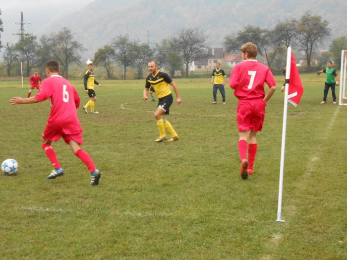 На Рахівщині відбулись матчі Кубка району з футболу – 01