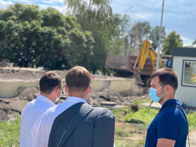 На КПП "Тиса" розпочали будівництво вбиральні – 06