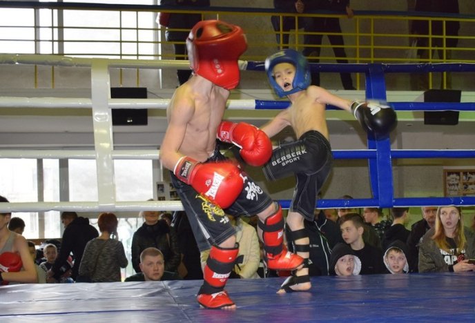 В Ужгороді проходить чемпіонат Закарпатської області з кікбоксингу – 12