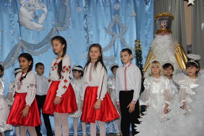 Вихованці Великоберезнянської школи-інтернат отримали подарунки від святого Миколая – 06