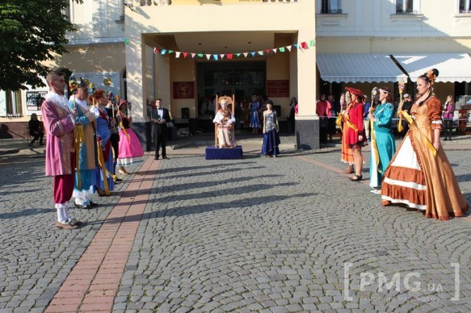 У Мукачеві відкрили фестиваль театральних колективів "Етно-Діа-Сфера" – 11