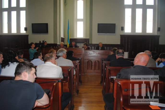 Установчі збори Громадської ради при Мукачівському міськвиконкомі закінчились гучним скандалом (ФОТО) – 01 Установчі збори Громадської ради при Мукачівському міськвиконкомі закінчились гучним скандалом (ФОТО) – 01
