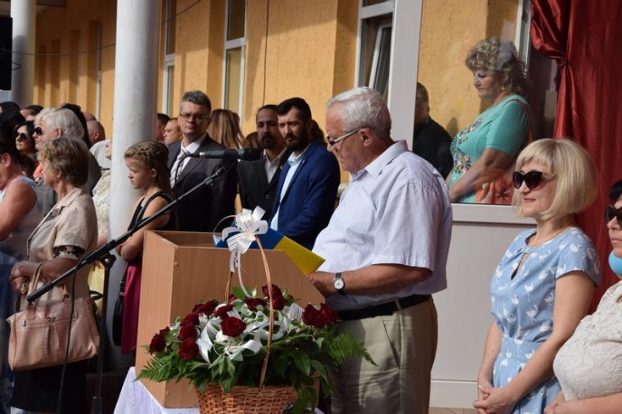 У школах Мукачева пролунав останній дзвінок – 01