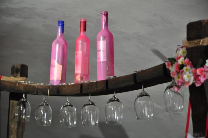 Сьогодні в Ужгороді розпочався дводенний фестиваль «Sakura Wine» – 27