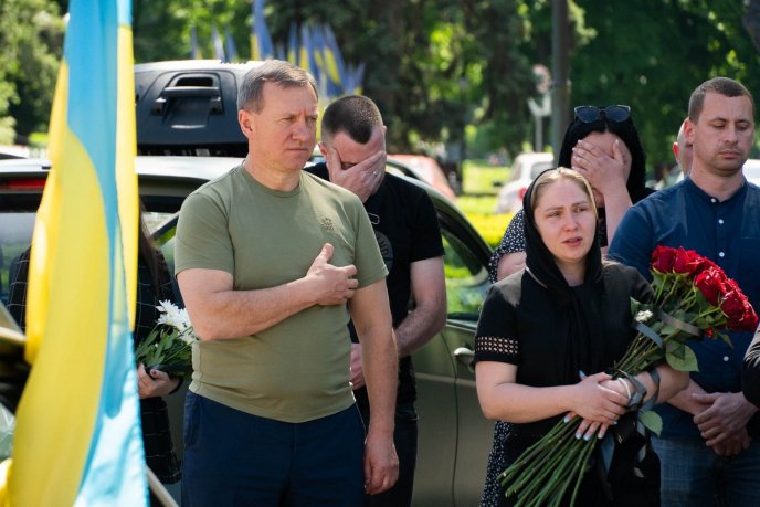 На Закарпатті поховали молодого військового, який загинув у бою на Донеччині – 07