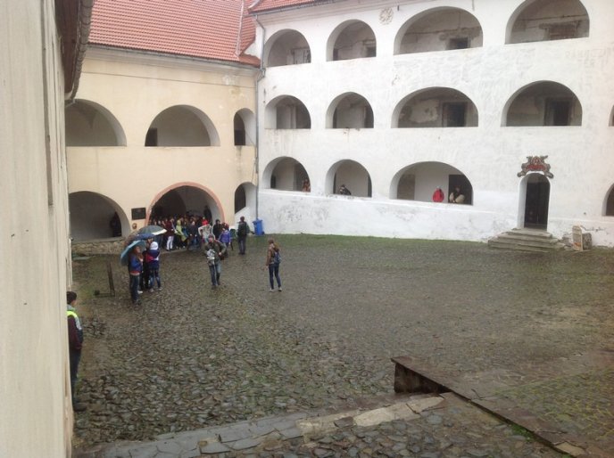 Молодь Мукачева провела флешмоб єдності "Ми разом! - Мы вместе!" (ФОТО,ВІДЕО) – 01