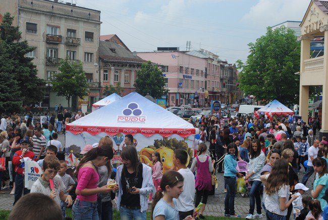 У Мукачеві стартувало "Свято морозива" (ФОТО) – 01