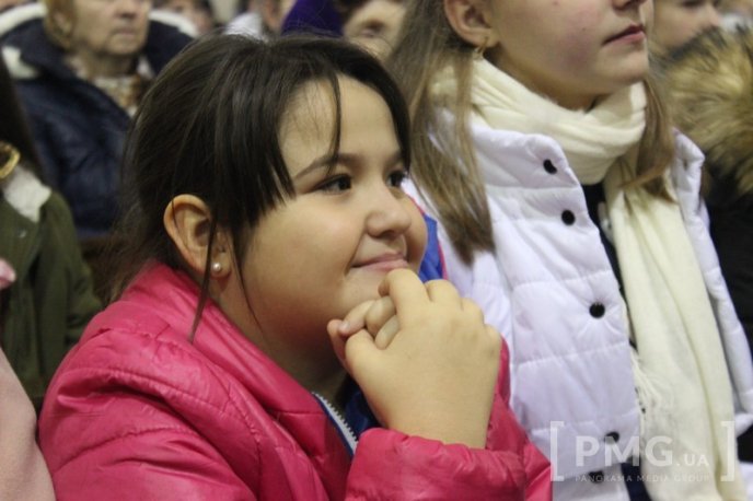 Яскраве святкування Дня святого Мартина у Мукачеві: парад ліхтариків, лицарські бої та вогняне шоу – 10 Яскраве святкування Дня святого Мартина у Мукачеві: парад ліхтариків, лицарські бої та вогняне шоу – 10