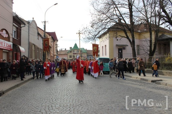 Вулицями Мукачева пройшла Хресна Хода – 47